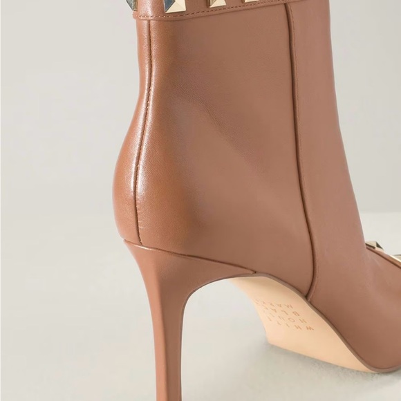 WHITE HOUSE BLACK MARKET Sienna Studded Bootie SZ 7 - Picture 4 of 7